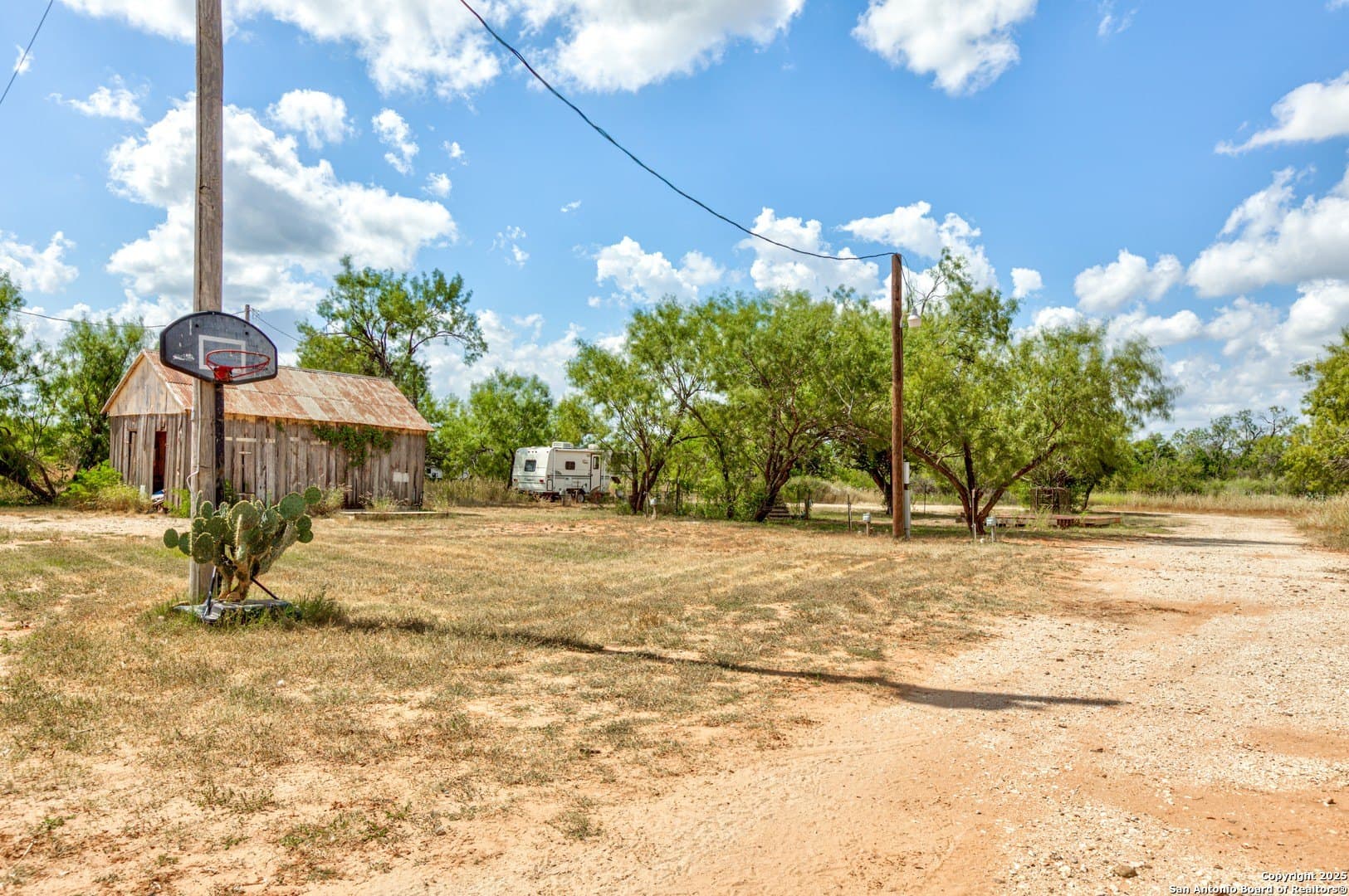 10 acres in Frio County - photo 7