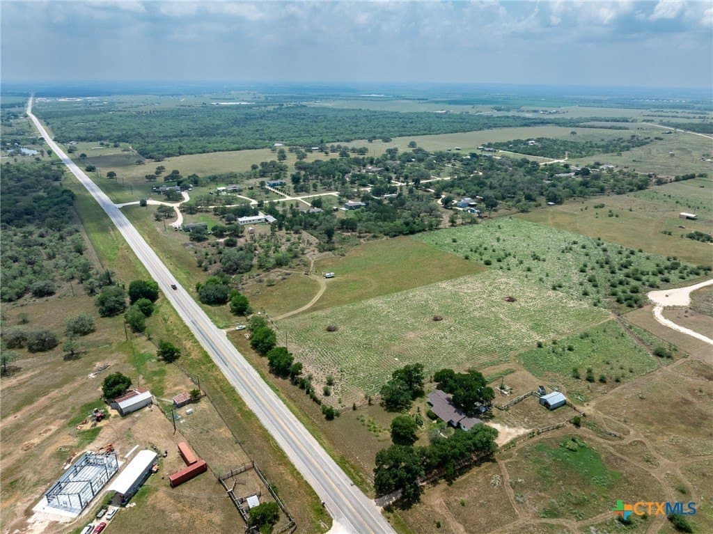 4 acres in Gonzales County - photo 12