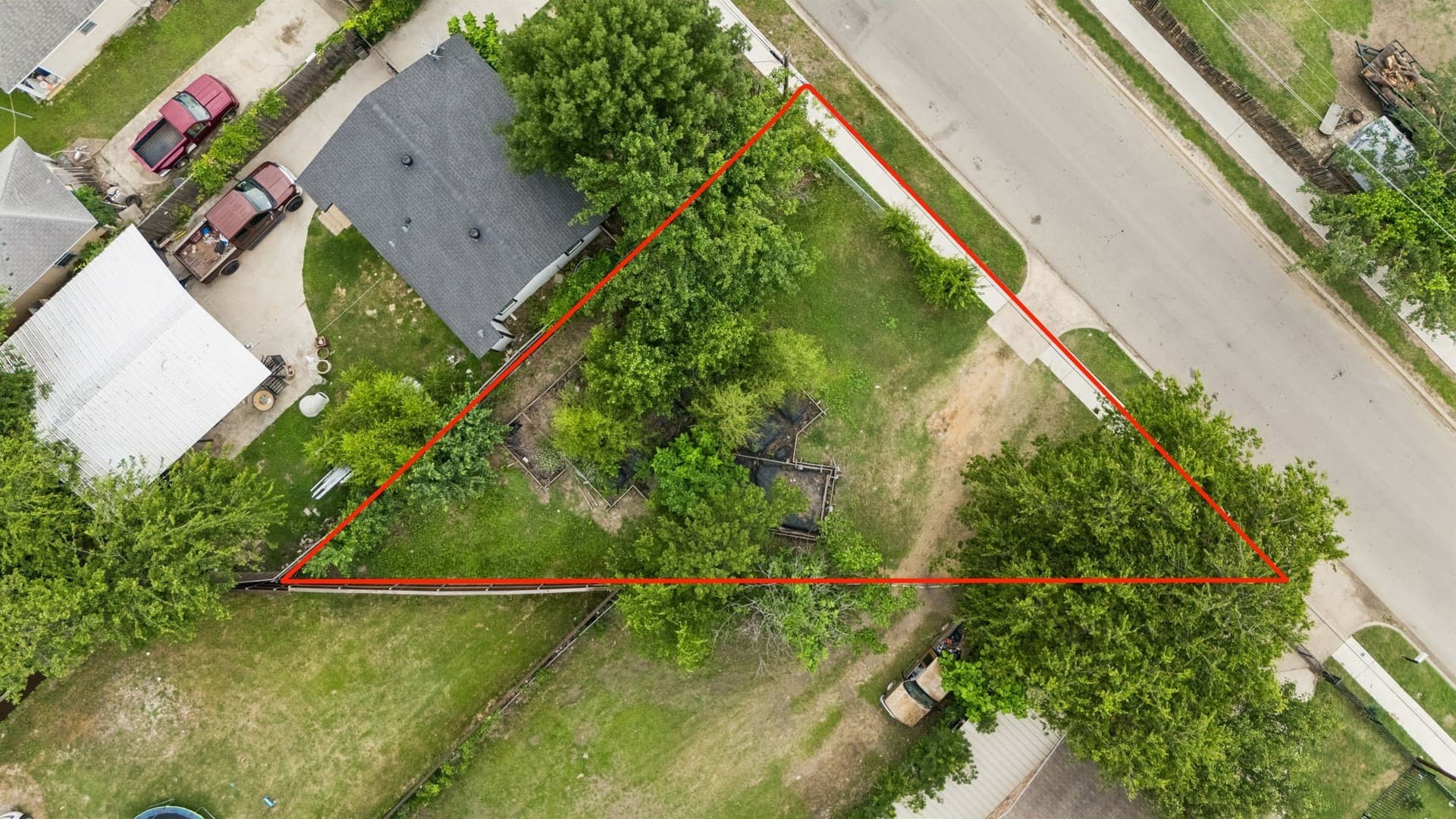 0.1 acres in Dallas County - photo 2