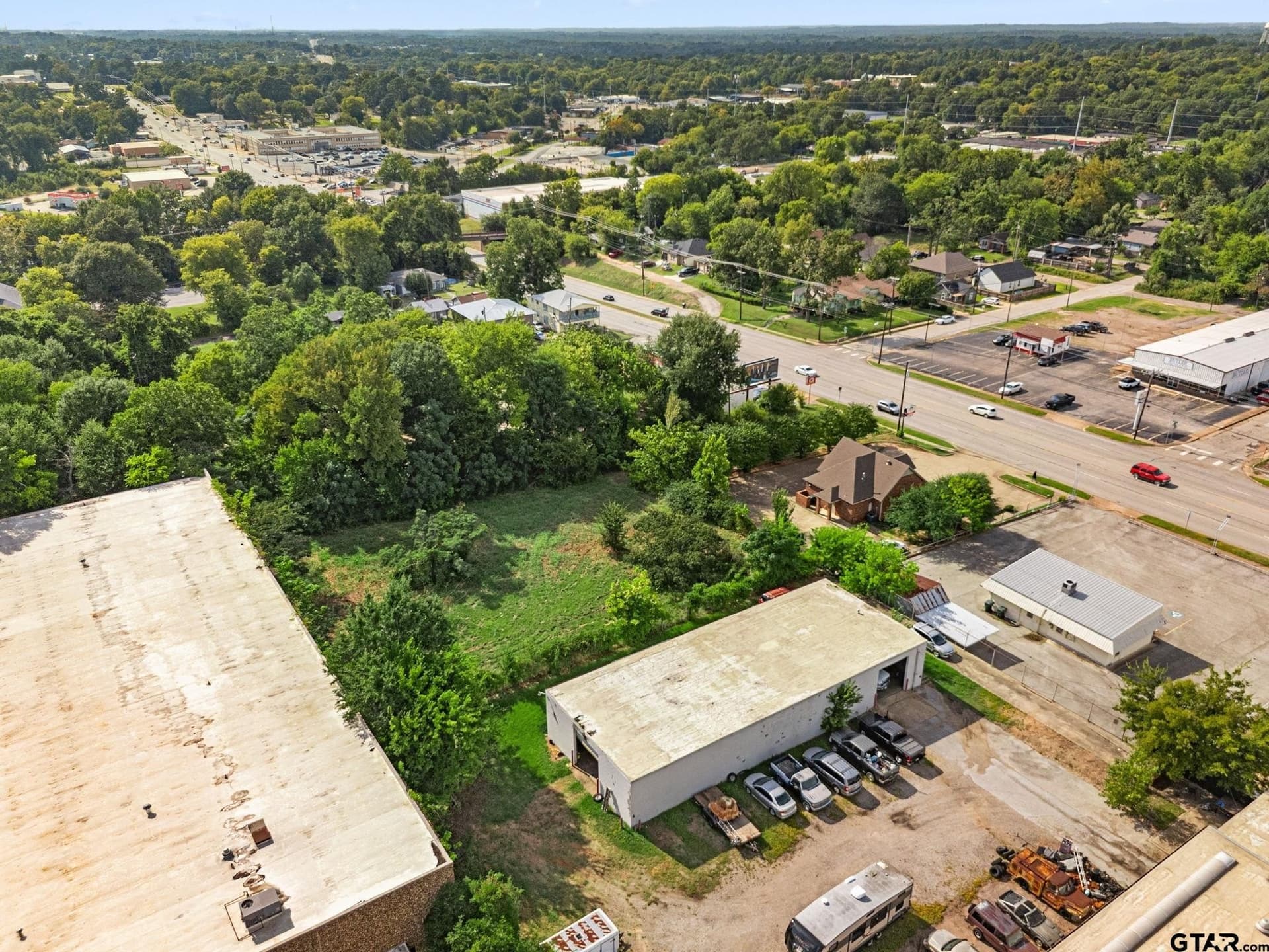 0.74 acres in Smith County gallery image 3