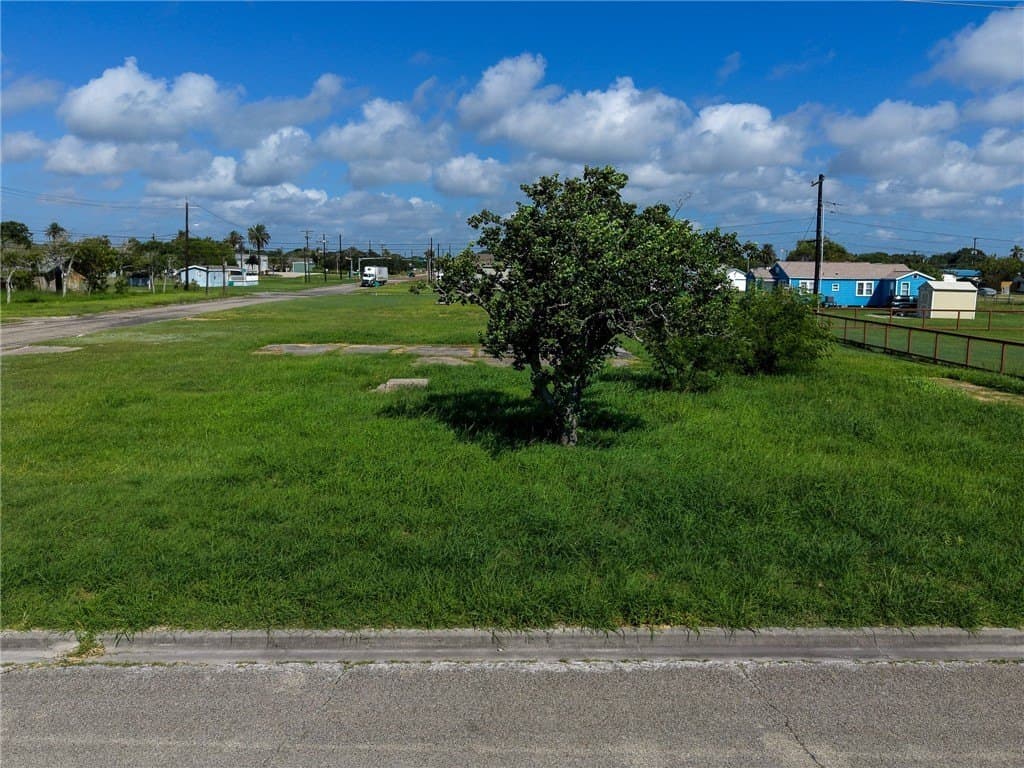 0.16 acres in San Patricio County - photo 2
