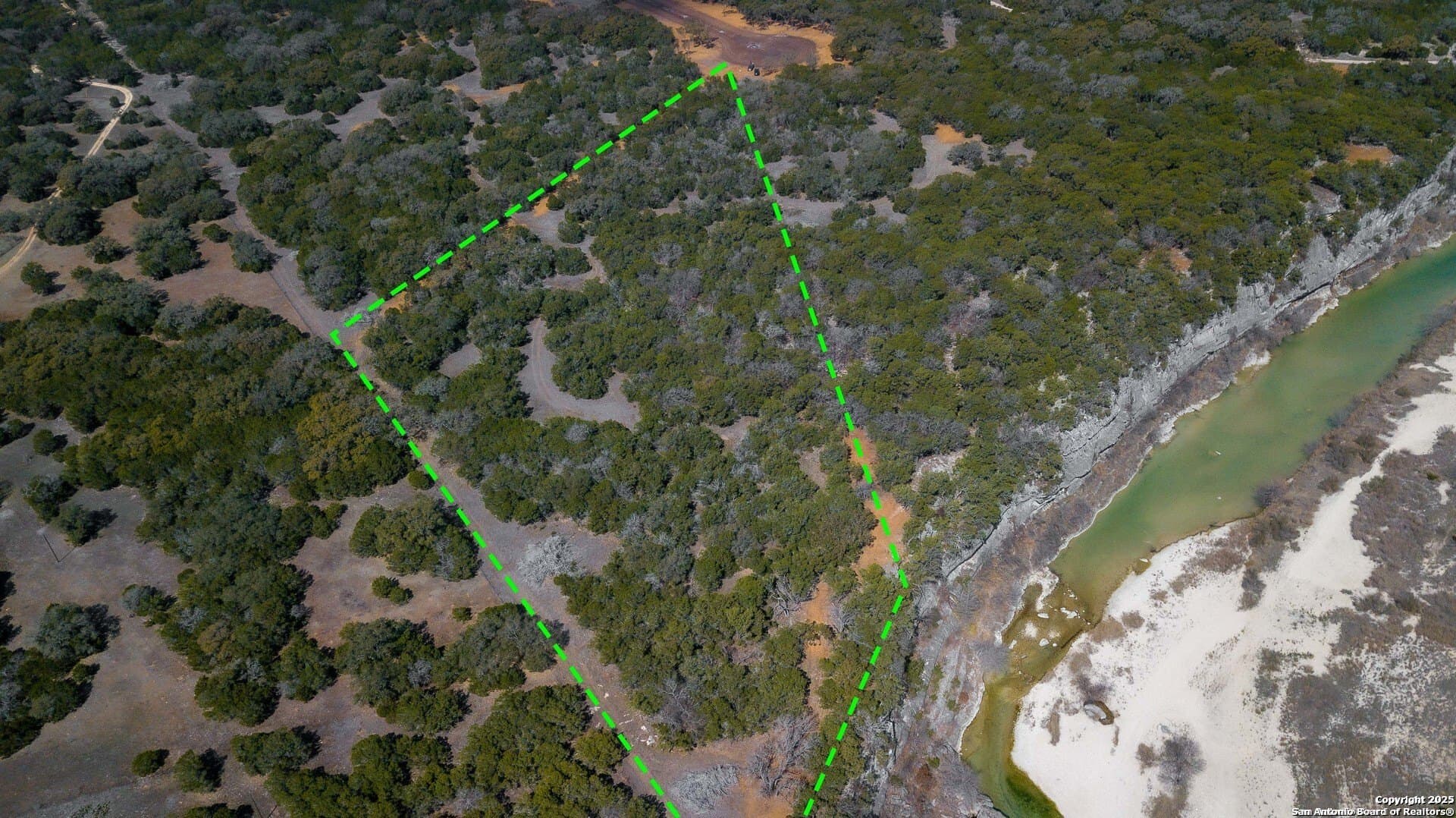 7.73 acres in Bandera County - photo 13