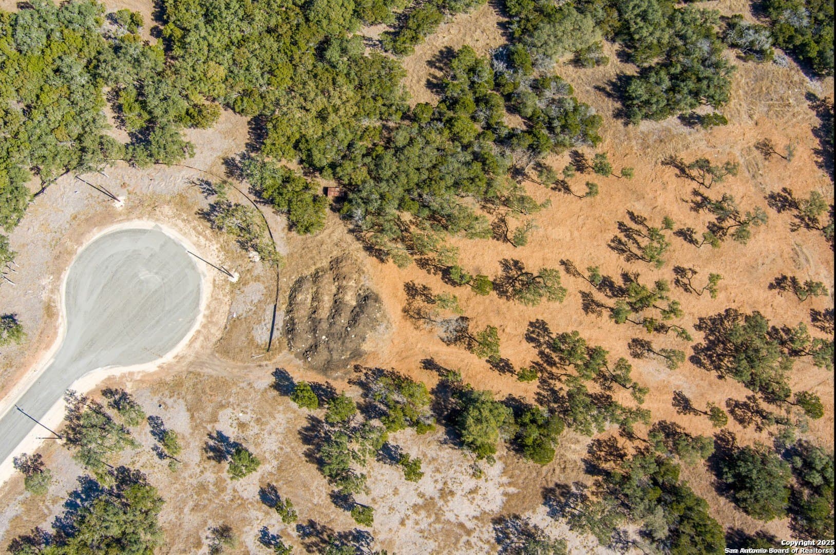 7.73 acres in Bandera County gallery image 4