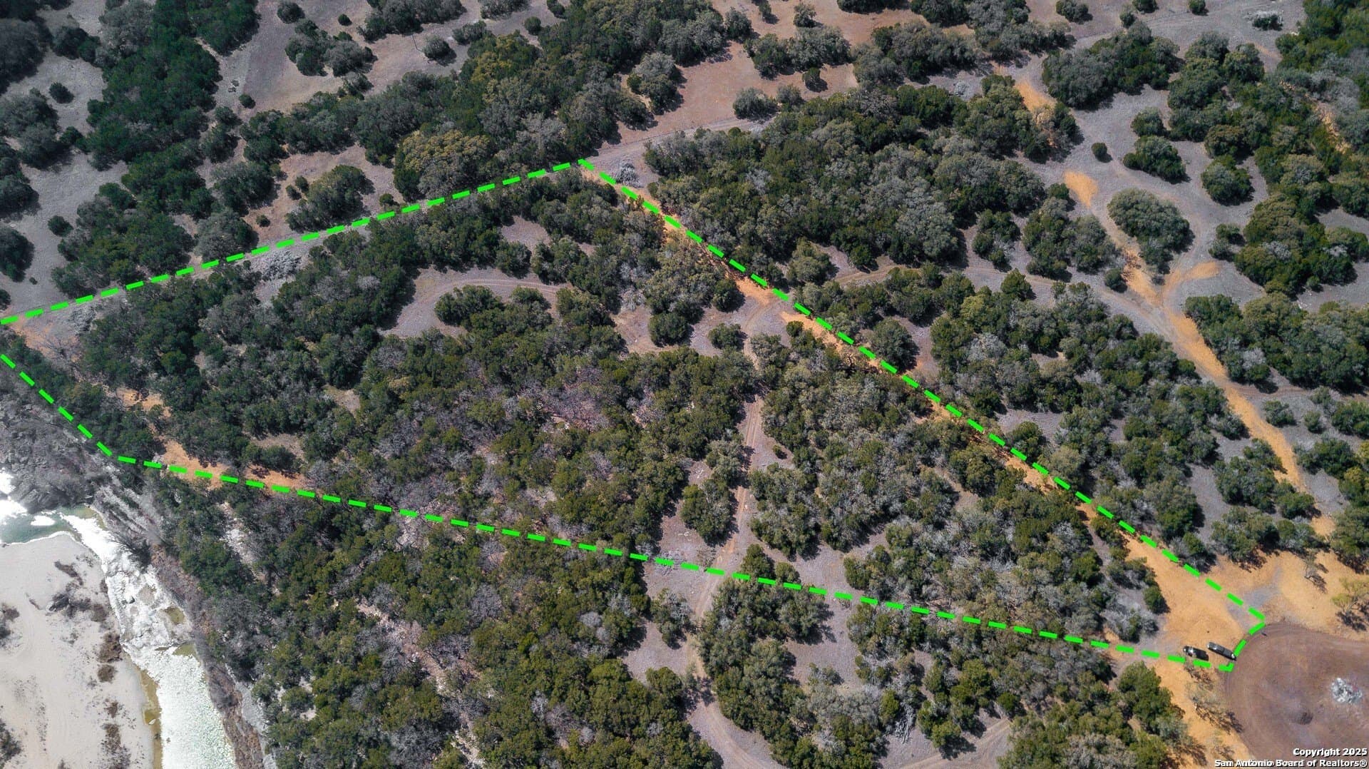 7.73 acres in Bandera County - photo 10