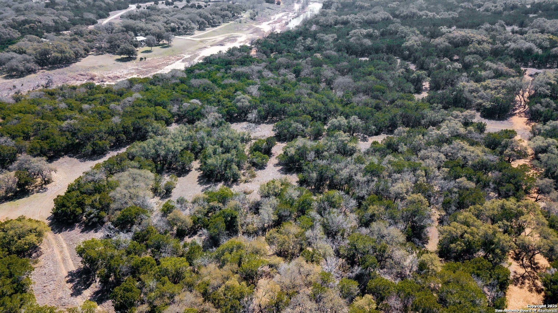 7.73 acres in Bandera County - photo 7