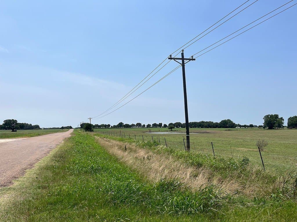 12.38 acres in Fayette County gallery image 3