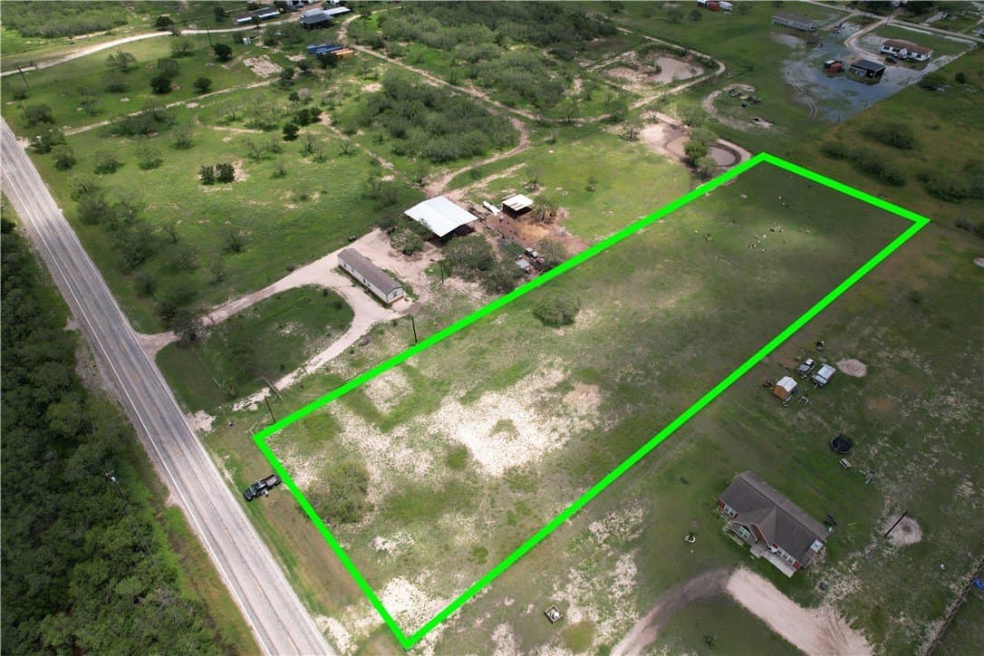 2.36 acres in Jim Wells County gallery image 2