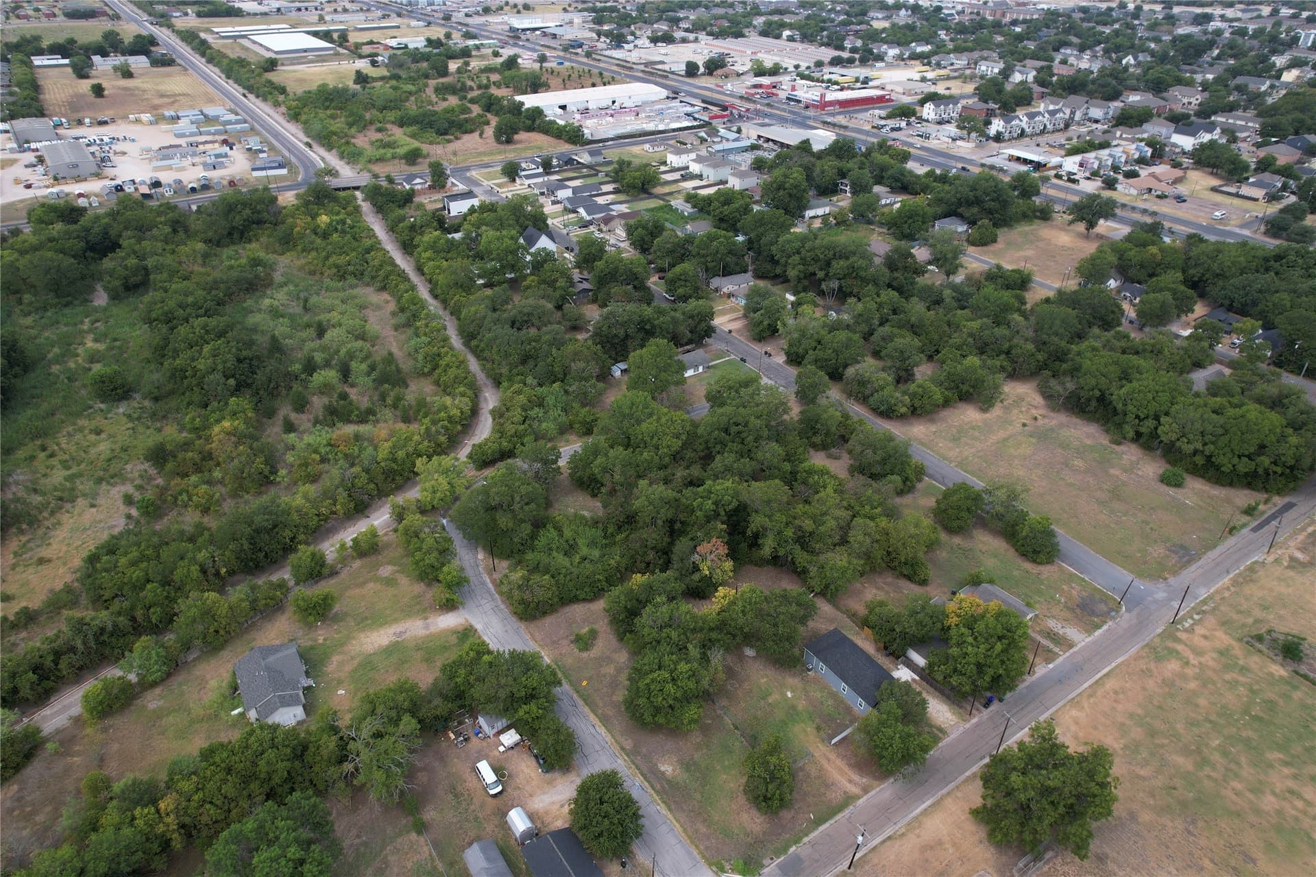 0.44 acres in McLennan County - photo 5