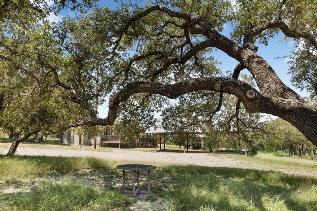 10 acres in Gillespie County - photo 10
