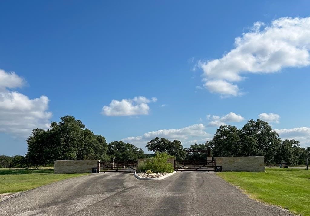 7.12 acres in Gillespie County - photo 2