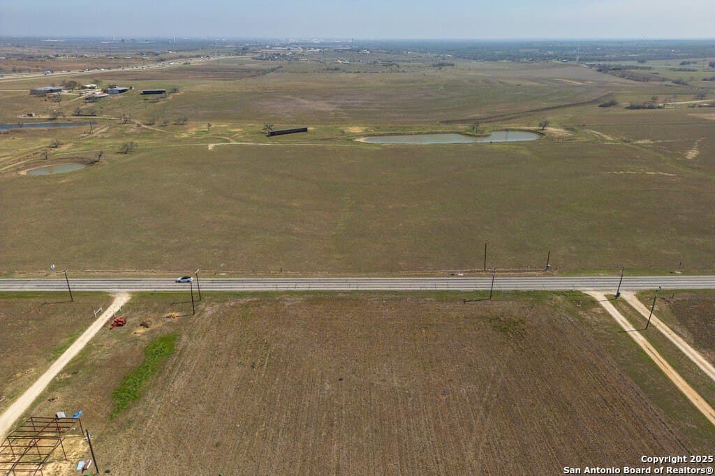 14.81 acres in Guadalupe County gallery image 4