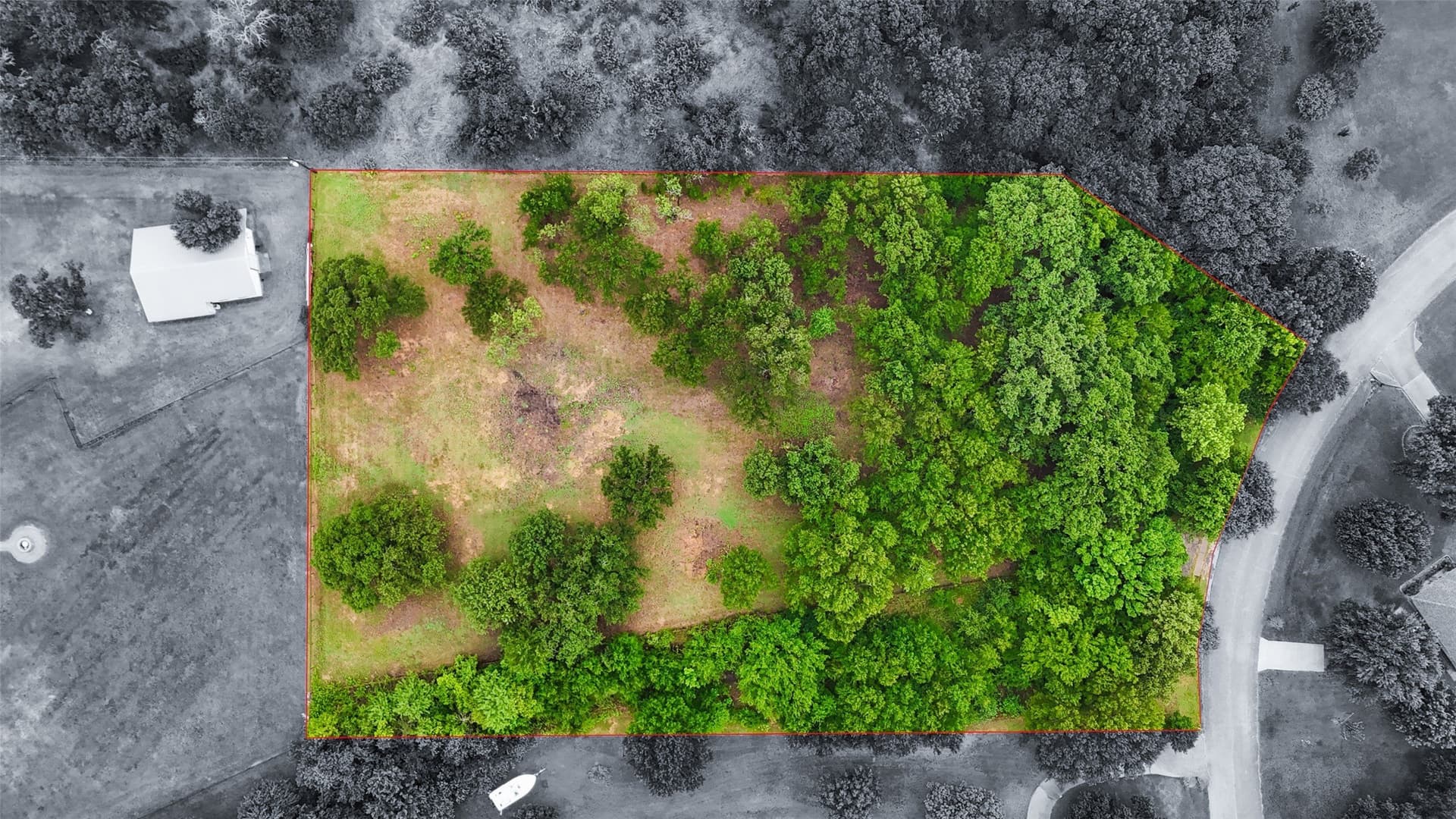 1.99 acres in Tarrant County - photo 4