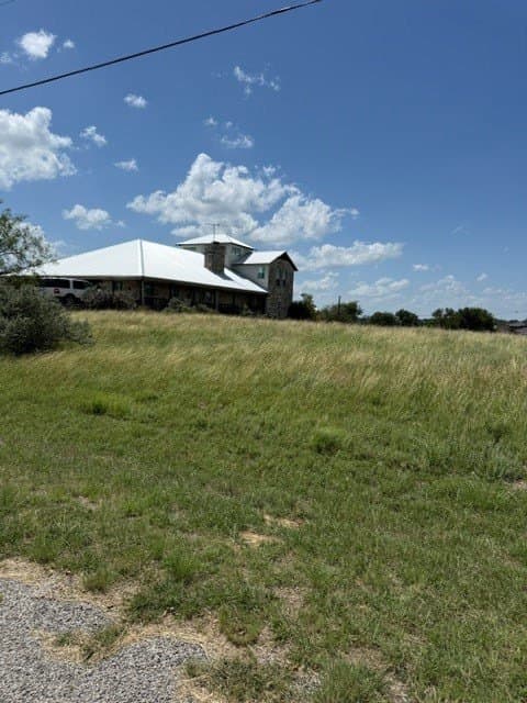 0.3 acres in Hill County gallery image 2