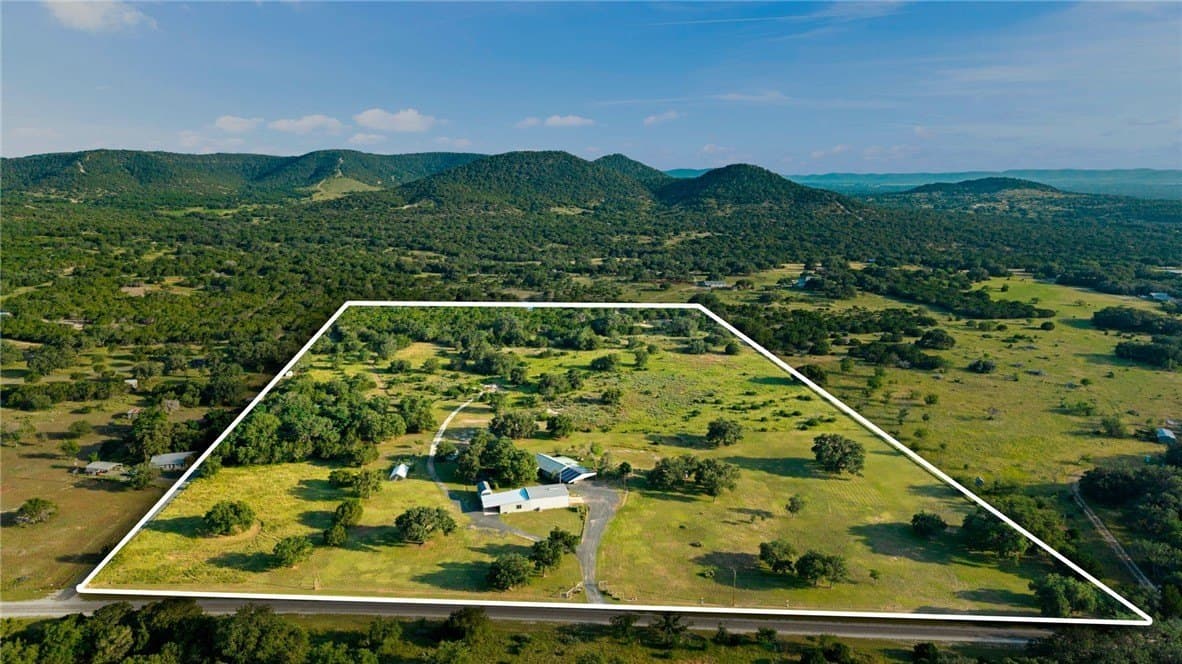 20 acres in Bandera County gallery image 2