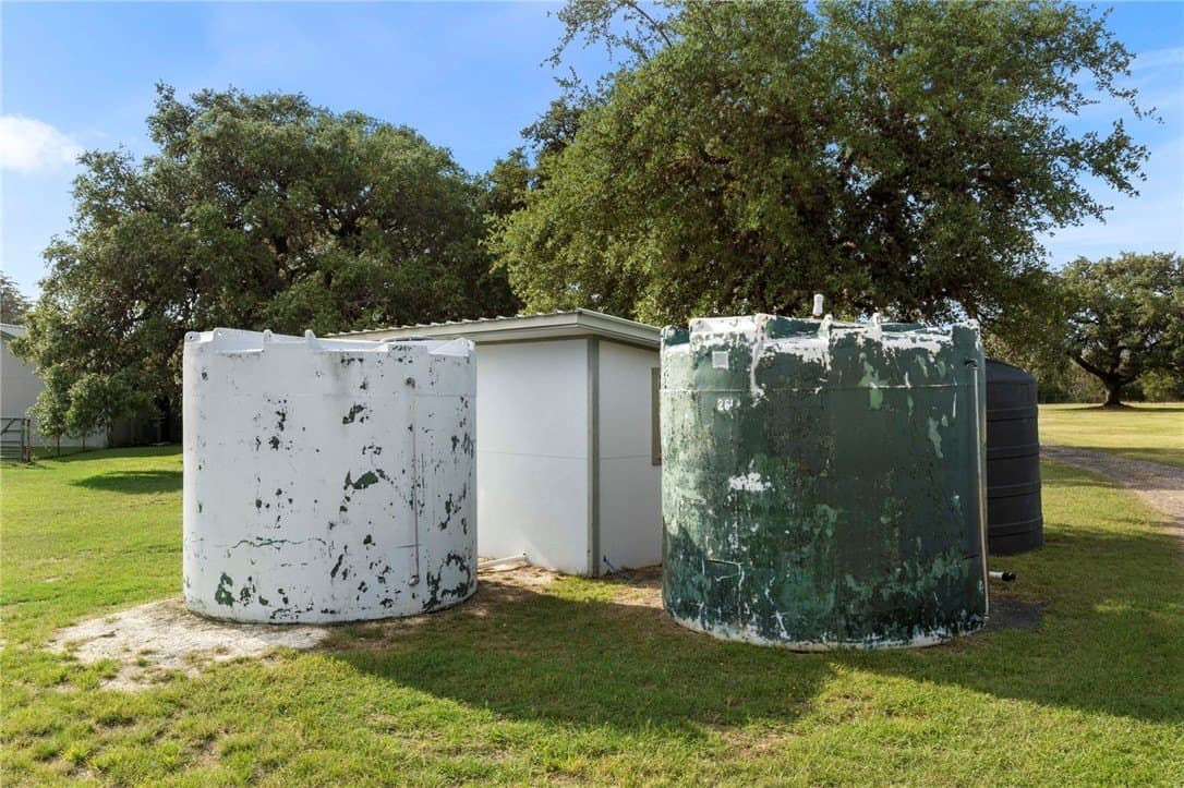20 acres in Bandera County - photo 35