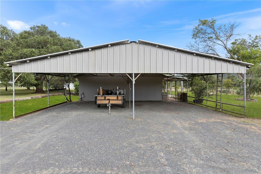 20 acres in Bandera County - photo 30