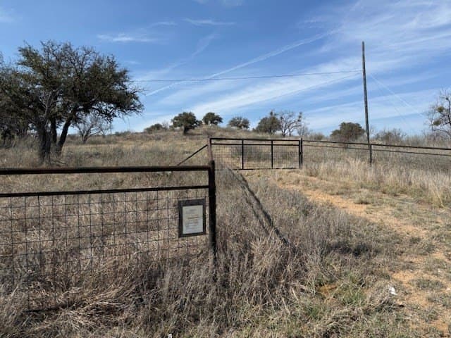 10.45 acres in Llano County gallery image 2