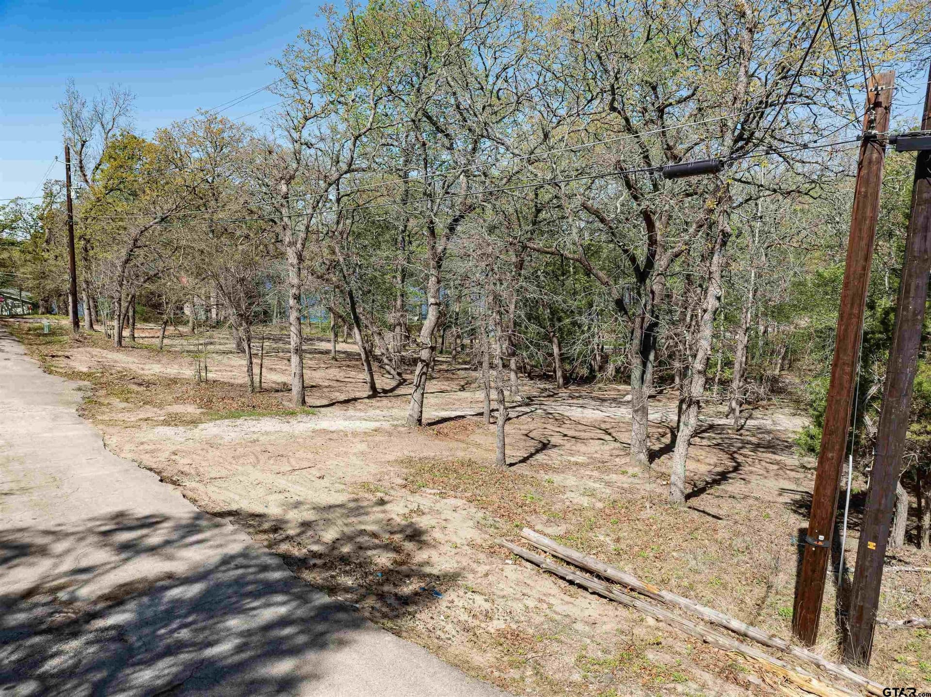 0.8 acres in Van Zandt County - photo 2