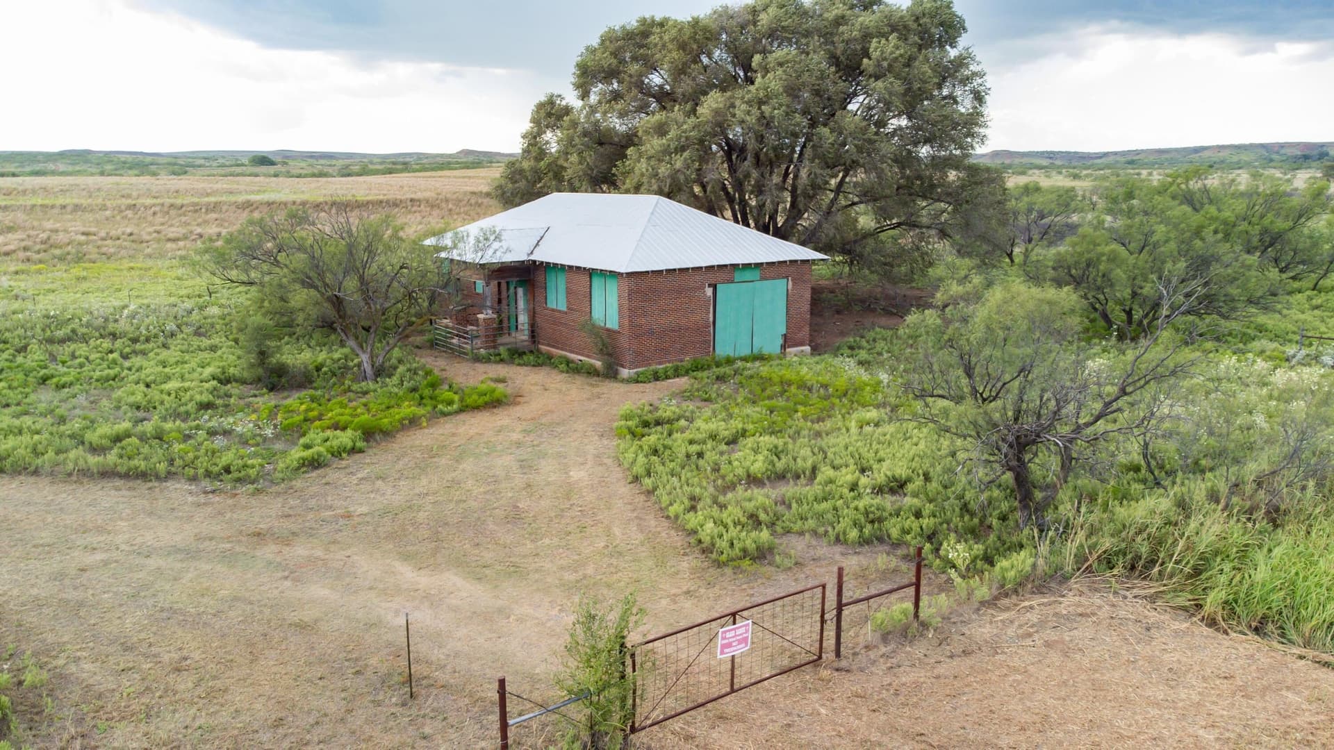 320 acres in Donley County gallery image 3
