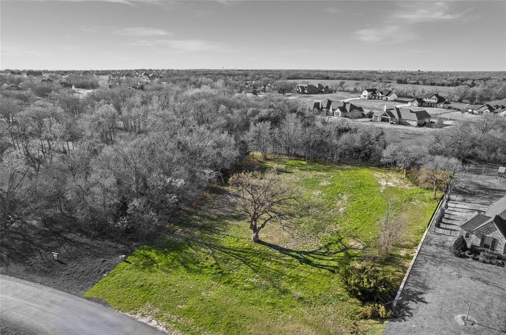 1.34 acres in Collin County gallery image 3