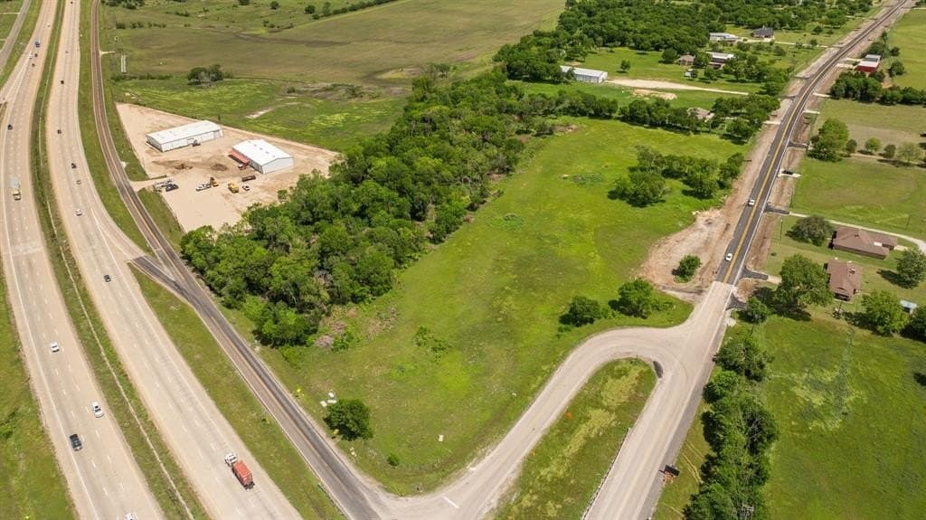 12.71 acres in Ellis County gallery image 2