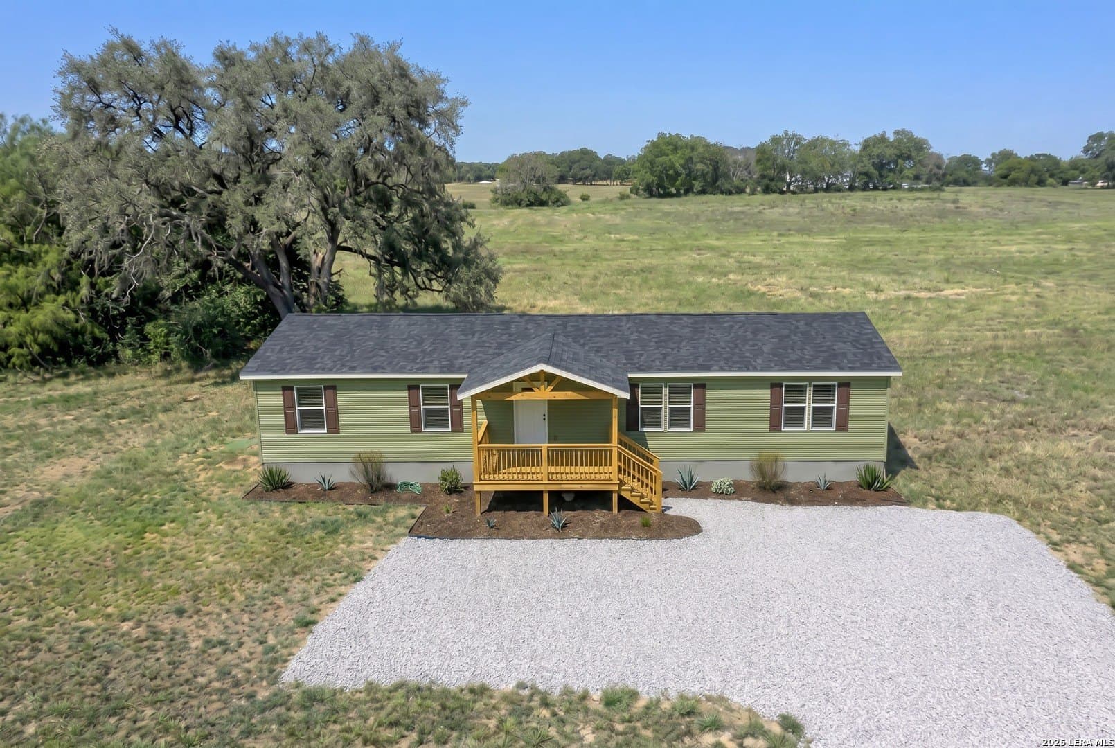 10.03 acres in Guadalupe County - photo 7