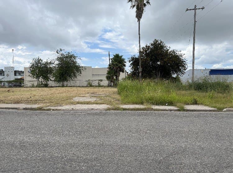 0.32 acres in Jim Wells County