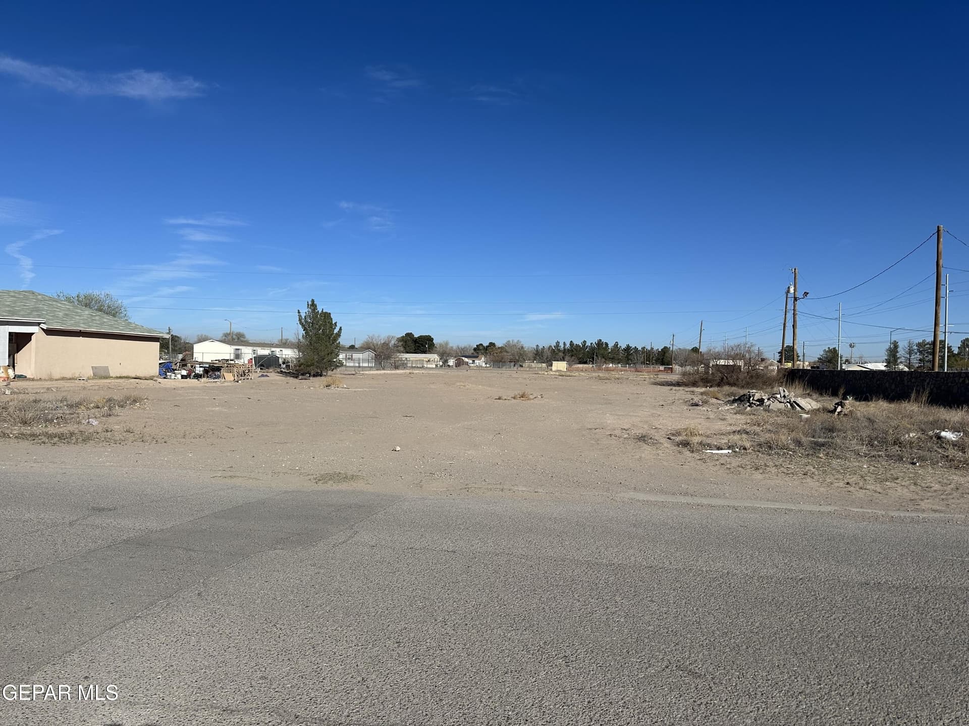 0.5 acres in El Paso County gallery image 3