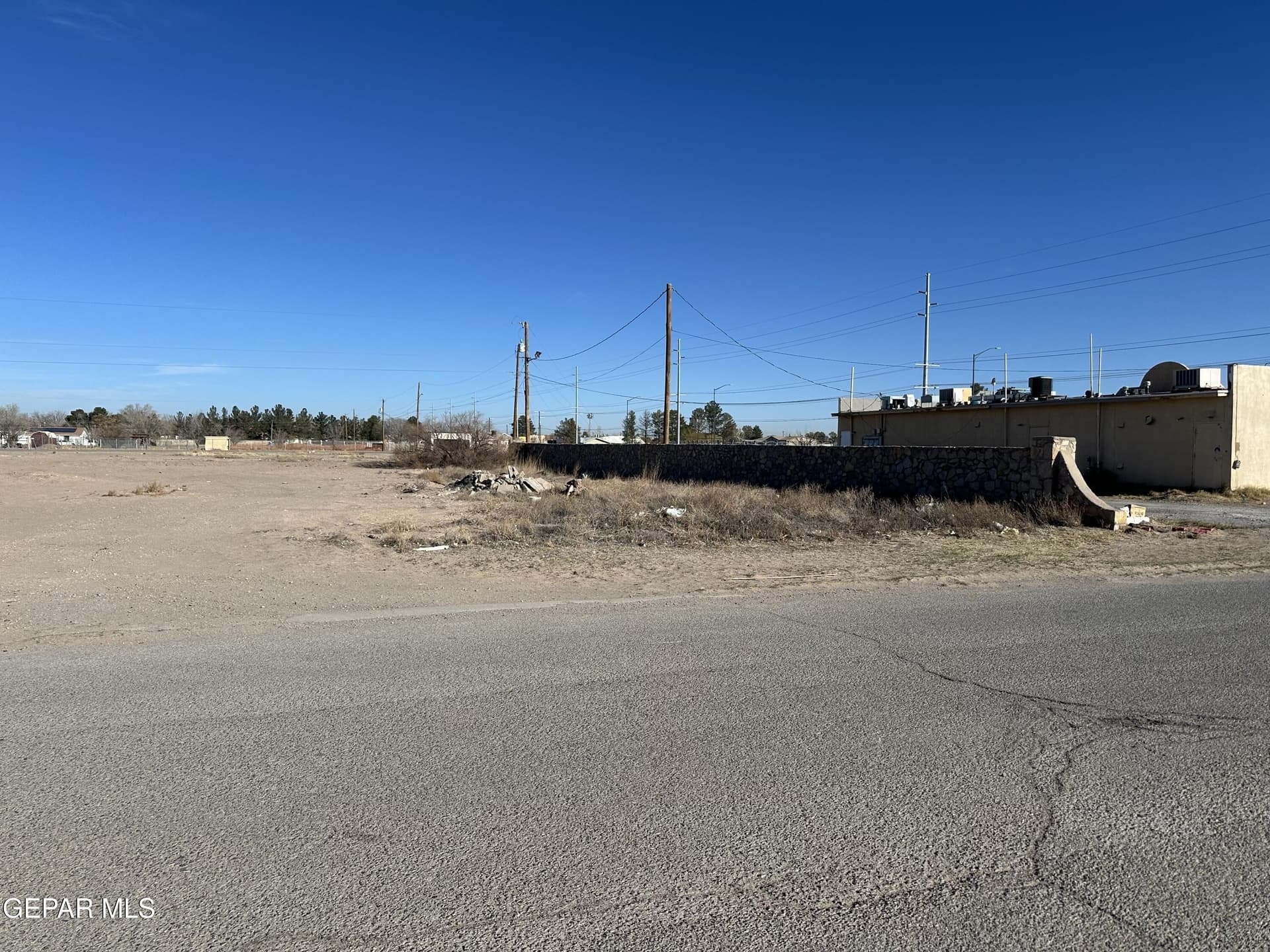 0.5 acres in El Paso County