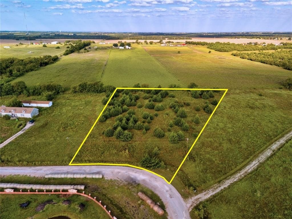 2.17 acres in Hunt County gallery image 2