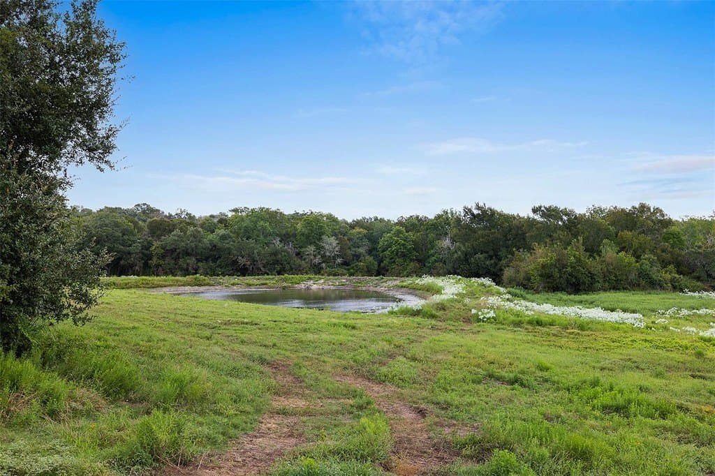 5.43 acres in Fayette County gallery image 3
