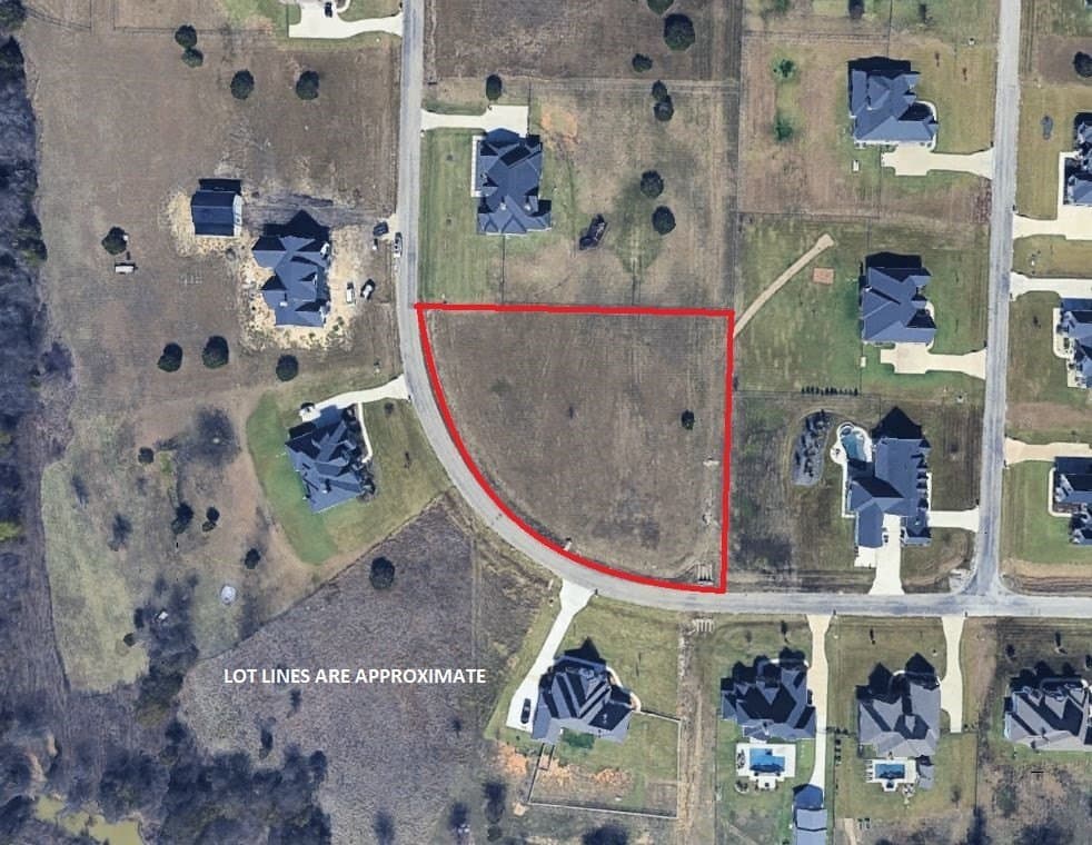 1.56 acres in Johnson County gallery image 3