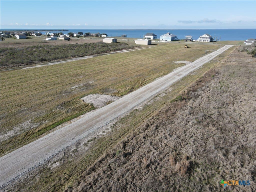 1.36 acres in Calhoun County - photo 8
