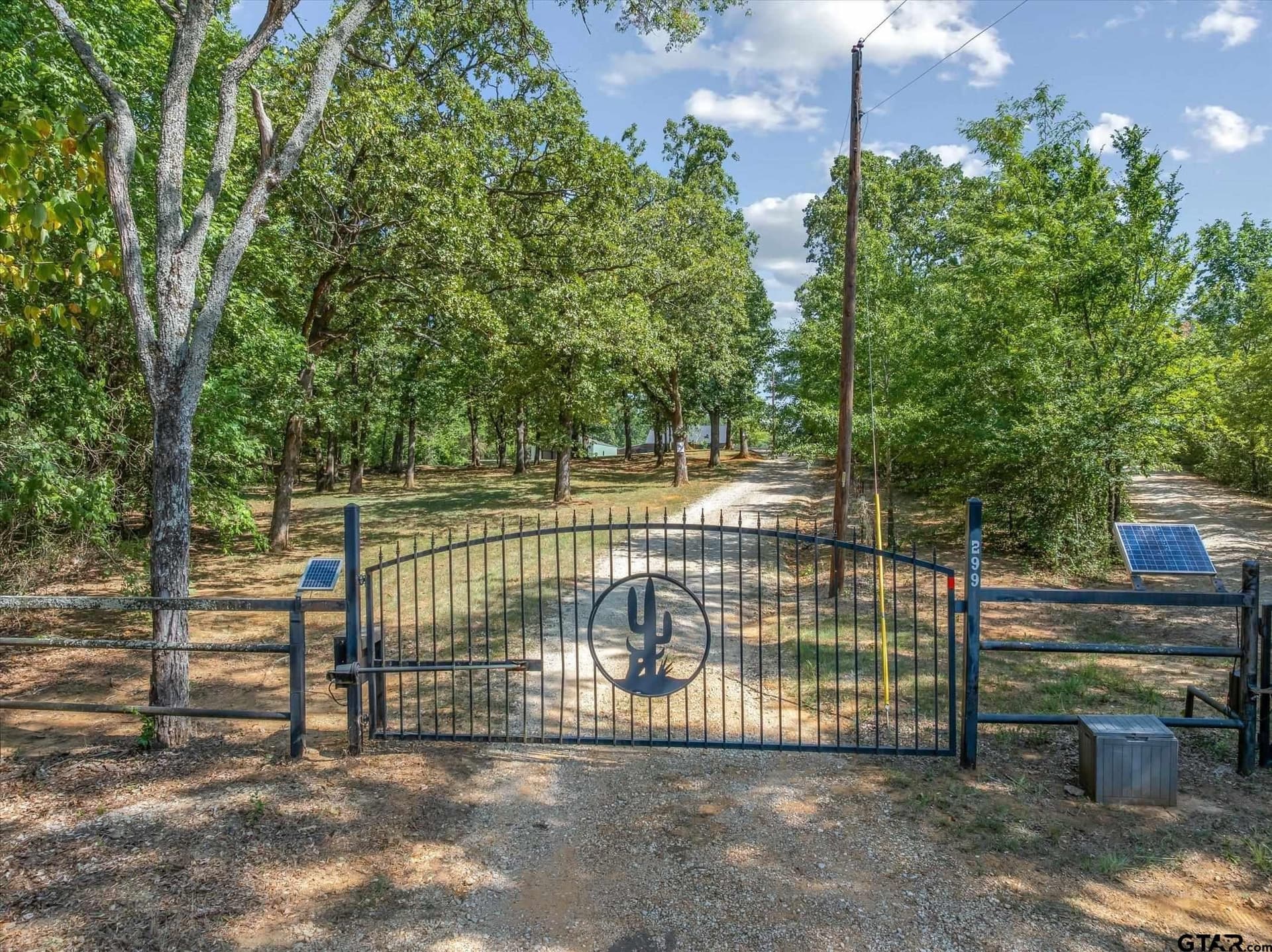 10 acres in Van Zandt County - photo 2