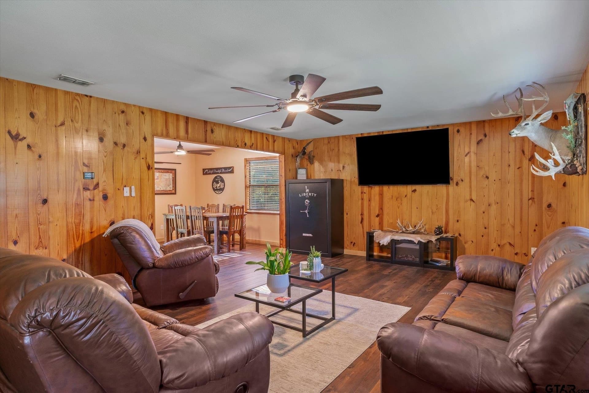 10 acres in Van Zandt County - photo 17