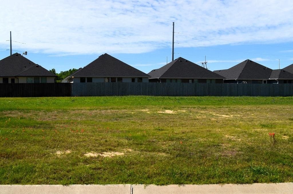 0.11 acres in Kaufman County