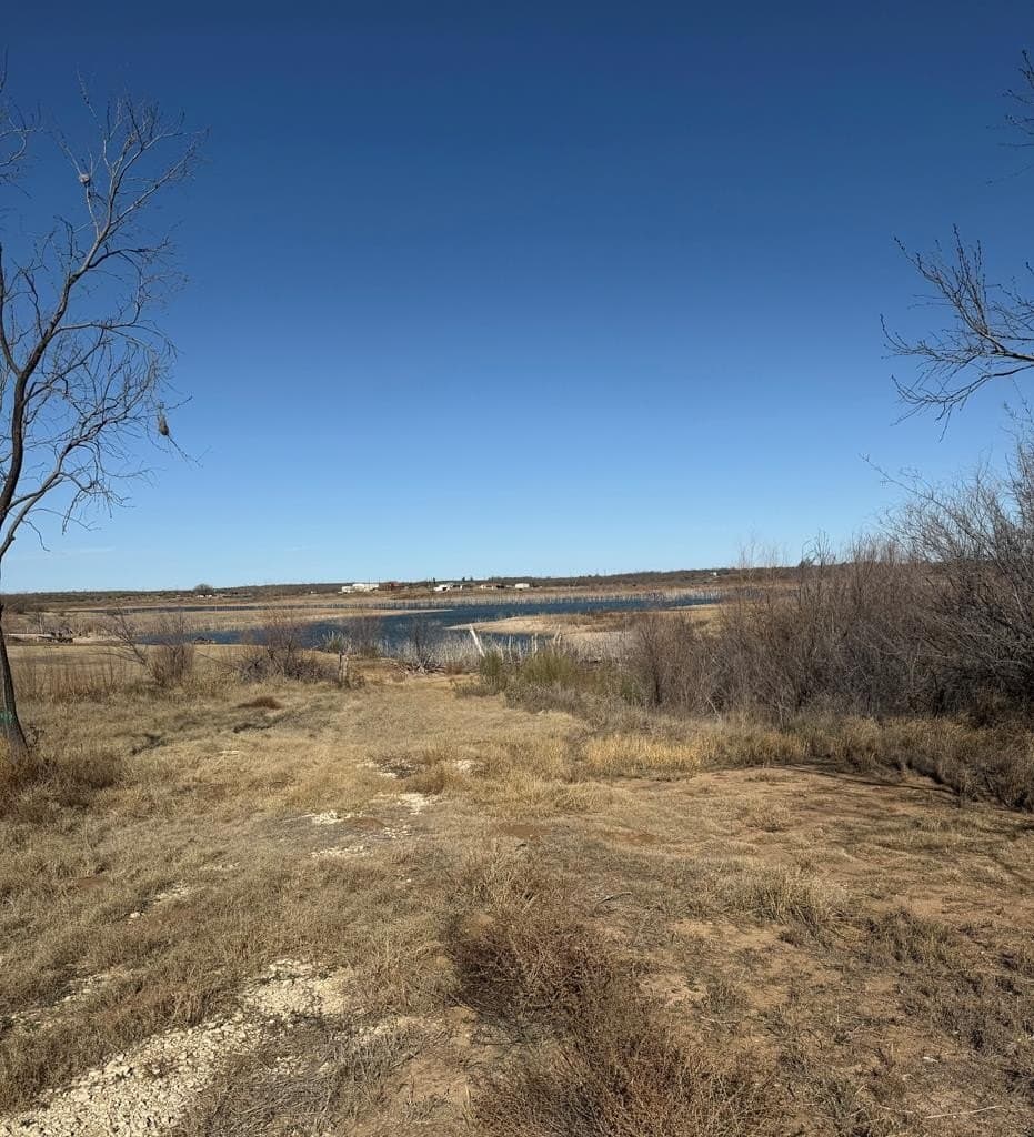 0.5 acres in Mitchell County