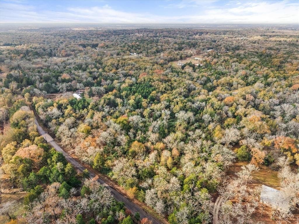 6.59 acres in Freestone County