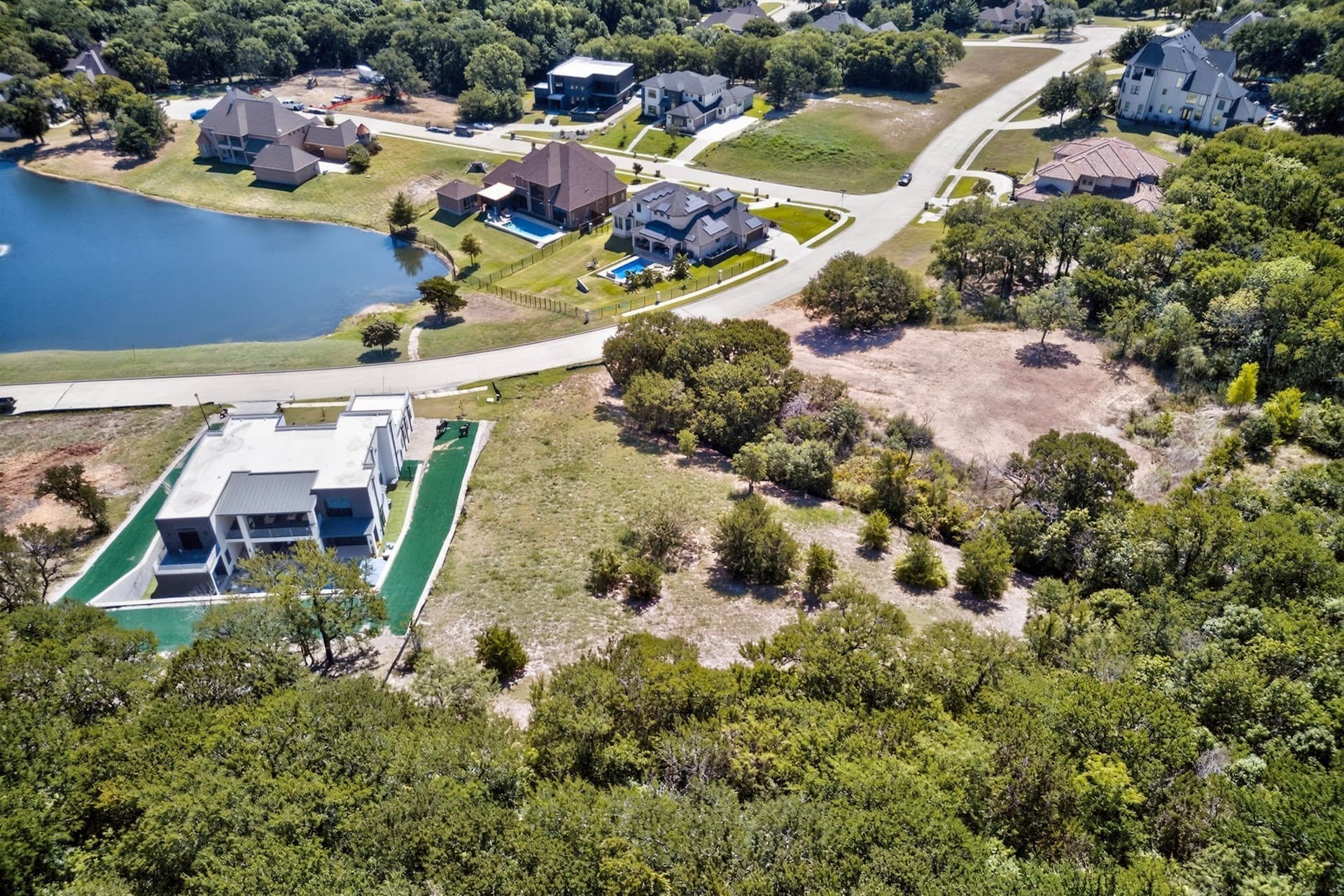 0.77 acres in Ellis County gallery image 4