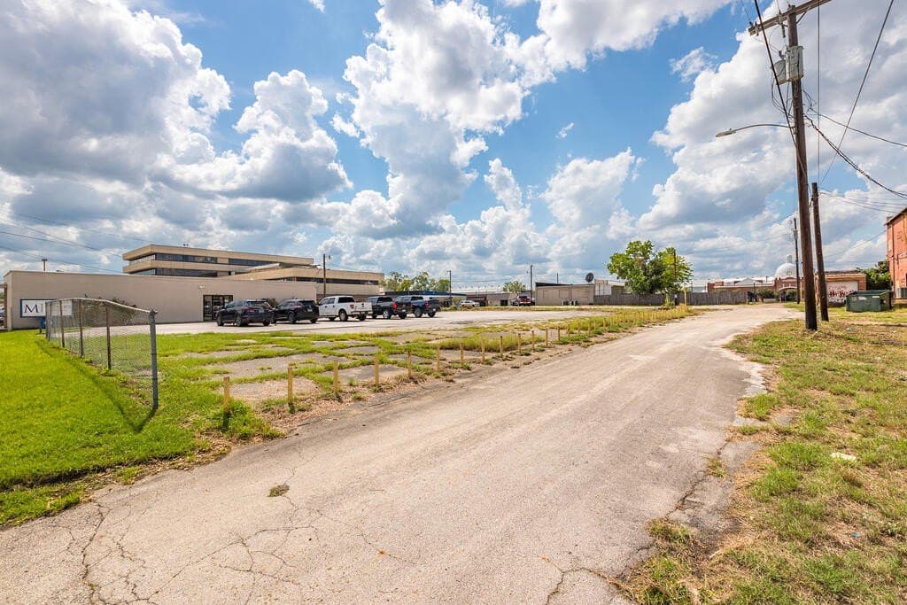 0.44 acres in Texas County - photo 7