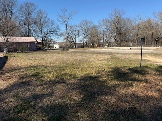 0.1 acres in Lamar County - photo 7