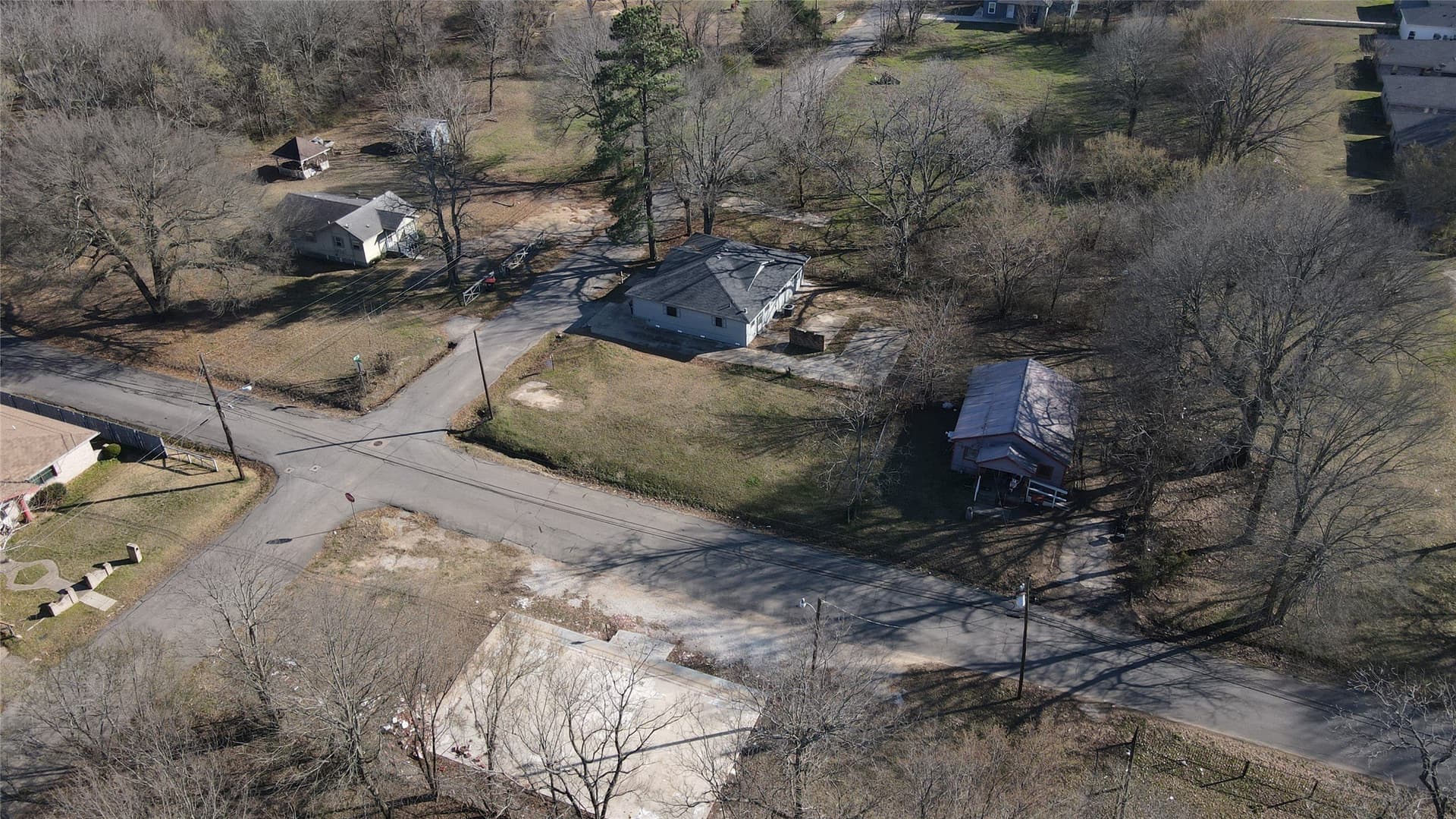 0.1 acres in Lamar County - photo 9