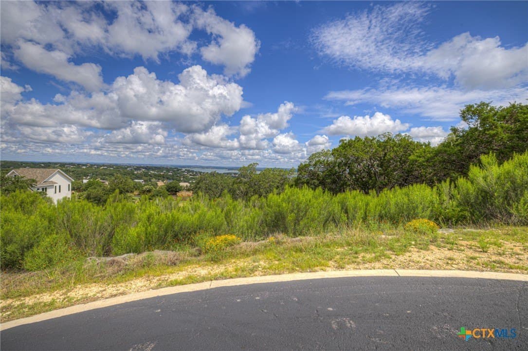 1.18 acres in Comal County featured view