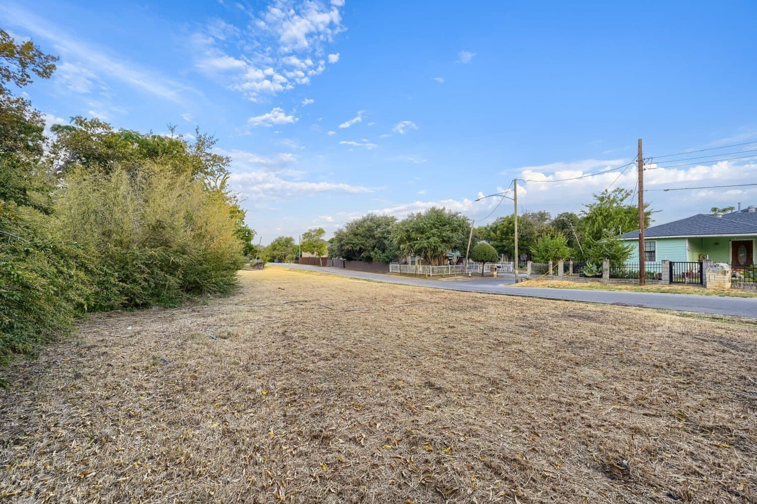 0.38 acres in Dallas County - photo 9
