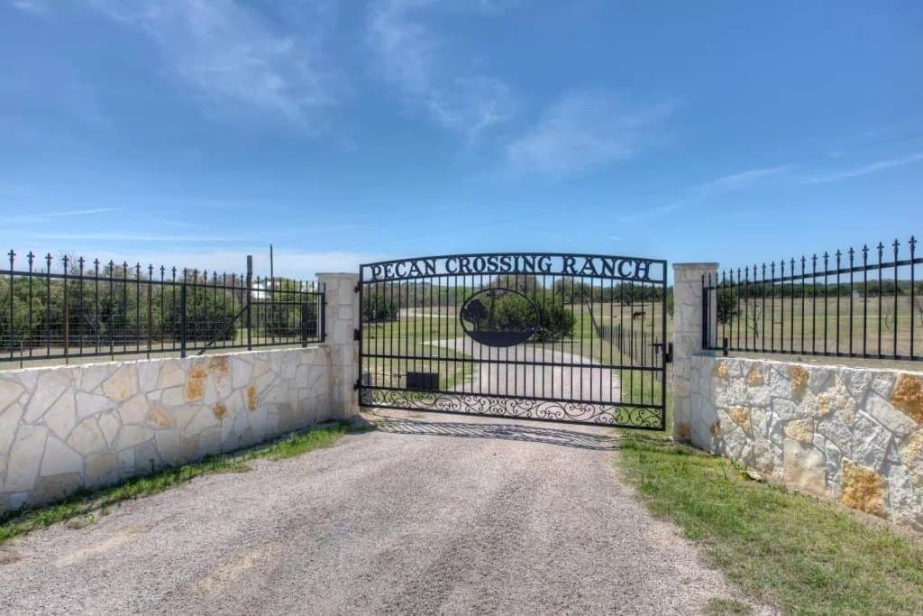 366.47 acres in Burnet County - photo 3