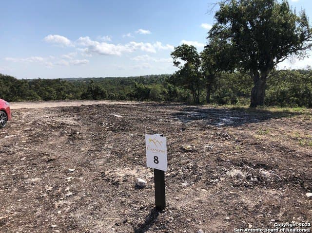 5.68 acres in Gillespie County gallery image 4