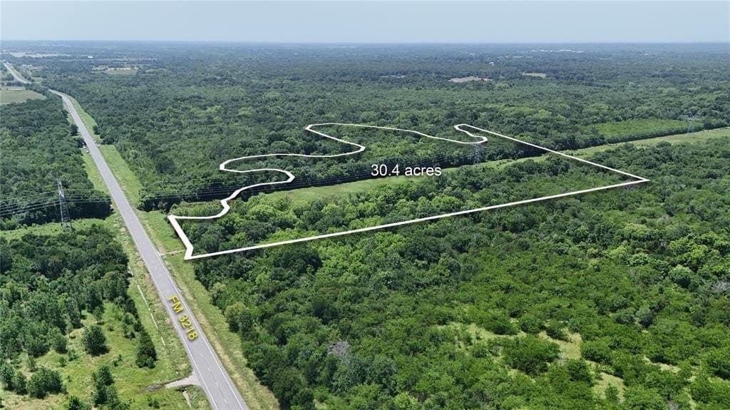 30.4 acres in Hunt County