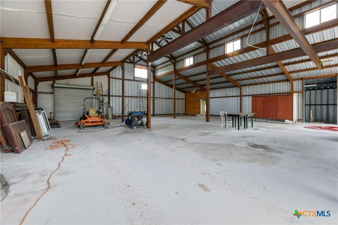14.01 acres in Comal County gallery image 4