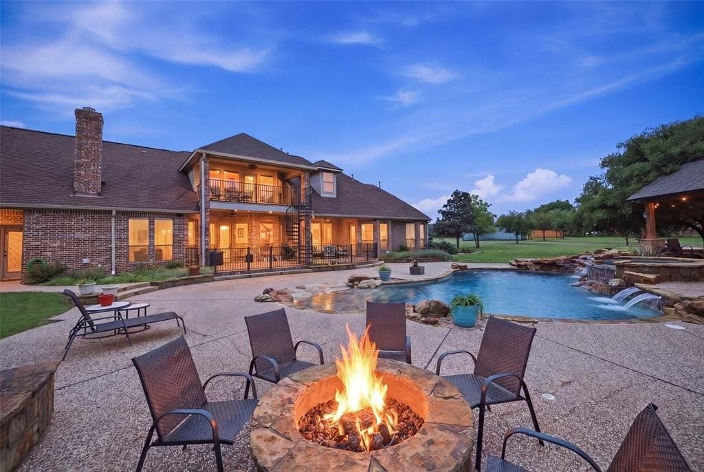 32.94 acres in Ellis County featured view