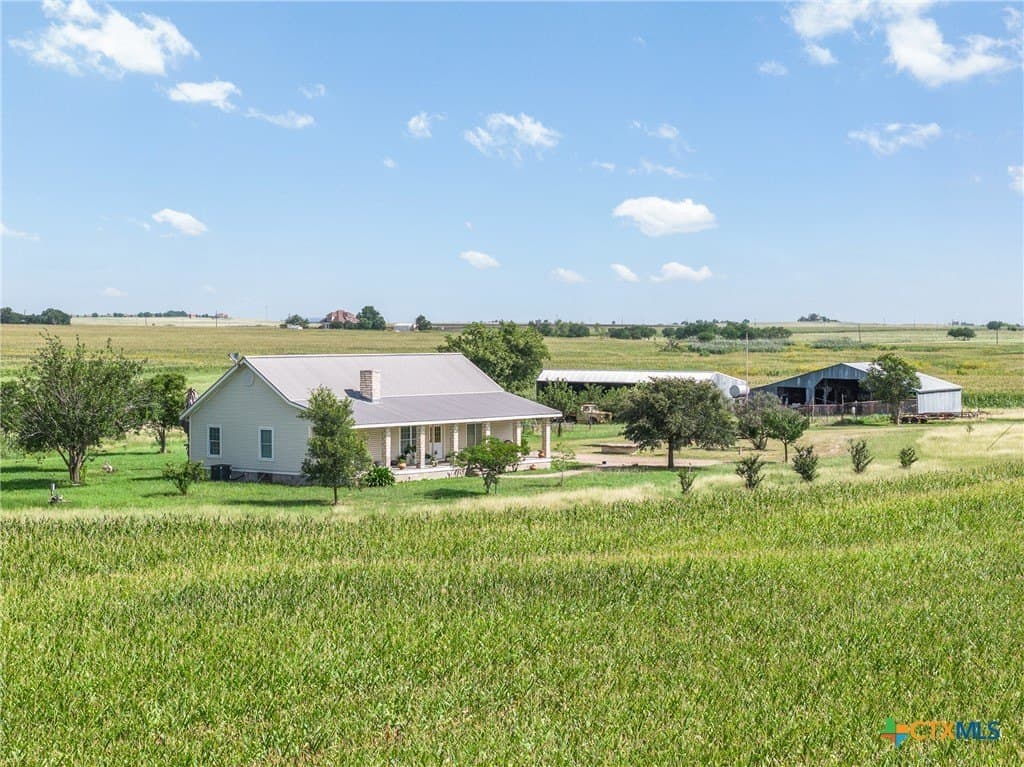 151 acres in Travis County gallery image 2